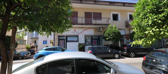 89m² Commercial property in Agropoli, Italy No. 298781 22