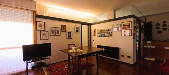 4 Schlafzimmer Wohnung in Parma, Italy, Nr. 370883 5