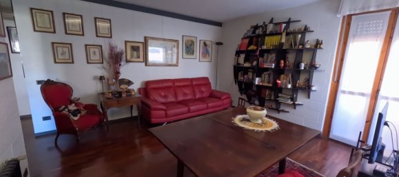 4 Schlafzimmer Wohnung in Parma, Italy, Nr. 370883 3