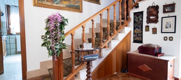 Вилла с 6 комнатами в Латина, Италия № 266031 19