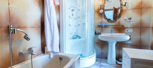 Вилла с 6 комнатами в Латина, Италия № 266031 30