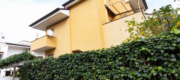 Вилла с 6 комнатами в Латина, Италия № 266031 38