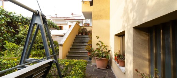 Вилла с 6 комнатами в Латина, Италия № 266031 42