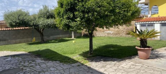 5غرفة شقة في Pomezia, Italy رقم 4526 4