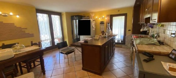 5غرفة شقة في Pomezia, Italy رقم 4526 11