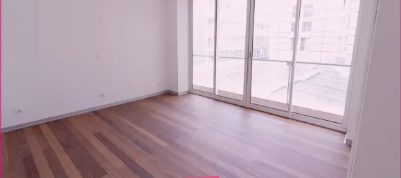 Квартира с 3 спальнями в Фуншал, Португалия № 171117 10