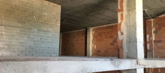 218m² Commercial property in Almassora, Spain No. 95737 10