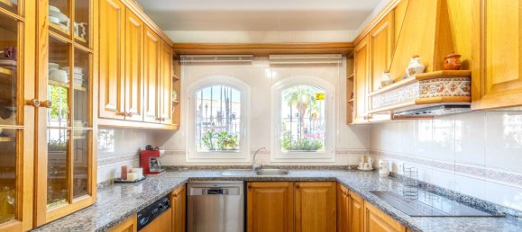 Moradia em banda T4 em Fuengirola, Spain N.º 143379 3