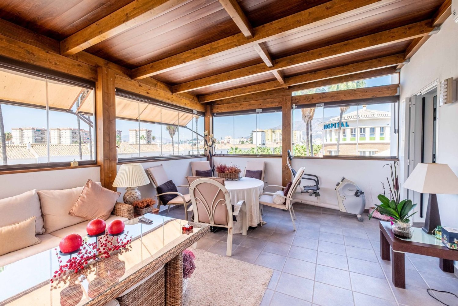 Moradia em banda T4 em Fuengirola, Spain N.º 143379