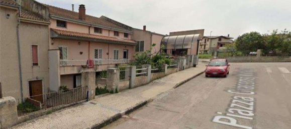 Apartamento de 5 habitaciónes en Usini, Italy No. 212183 27