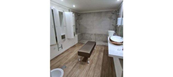  Building in Porto, Portugal No. 142171 10