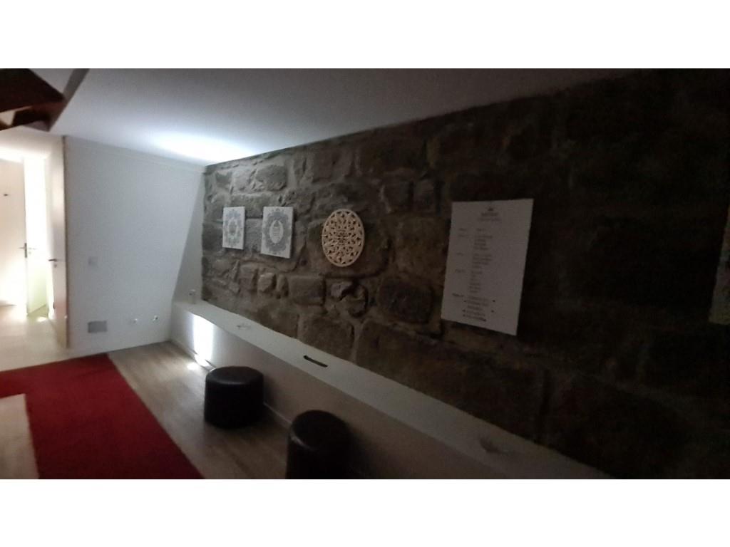  Building in Porto, Portugal No. 142171