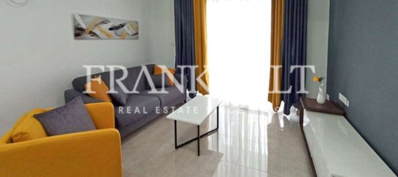 3 chambres Appartement à Luqa, Malta No. 7990 2