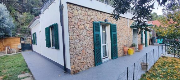 5 rooms Villa in Albenga, Italy No. 170907 3