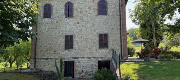 3 bedrooms House in Casina, Italy No. 321113 3