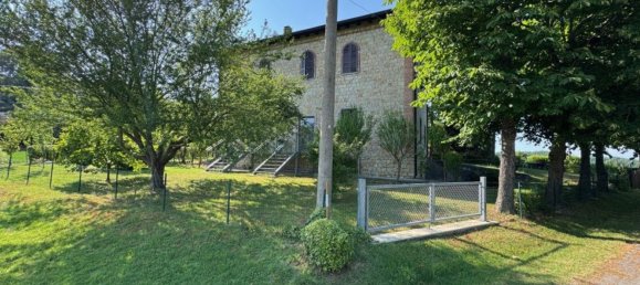 3 bedrooms House in Casina, Italy No. 321113 9