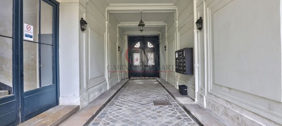 2 bedrooms Office in Versailles, France No. 188861 14