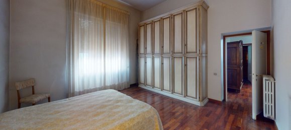 8 bedrooms Apartment in Prato, Italy No. 352979 35