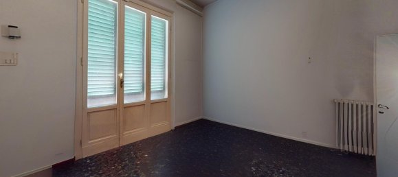 8 bedrooms Apartment in Prato, Italy No. 352979 37