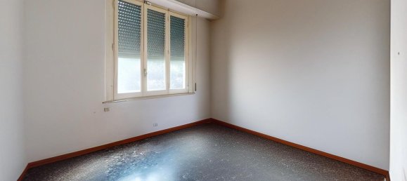 8 bedrooms Apartment in Prato, Italy No. 352979 44