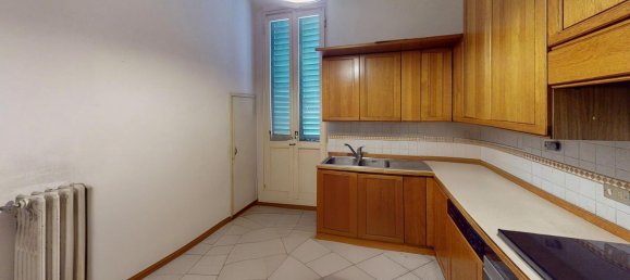 8 bedrooms Apartment in Prato, Italy No. 352979 50
