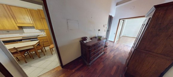 8 bedrooms Apartment in Prato, Italy No. 352979 23