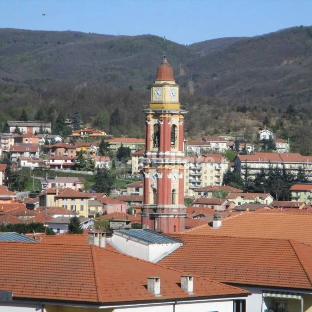 Apartamento T3 em Cairo Montenotte, Italy N.º 98410