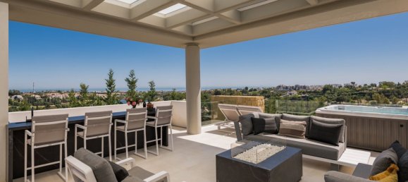 5 bedrooms Villa in Malaga, Spain No. 147458 7