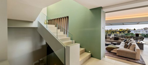 5 bedrooms Villa in Malaga, Spain No. 147458 48