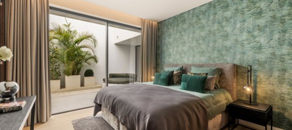 5 bedrooms Villa in Malaga, Spain No. 147458 34