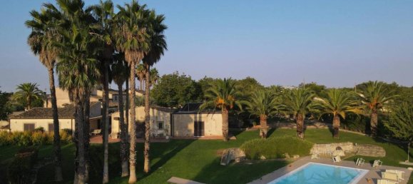 21-Zimmer Haus in Noto, Italy, Nr. 22071 32