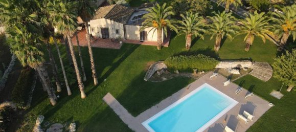 21-Zimmer Haus in Noto, Italy, Nr. 22071 22