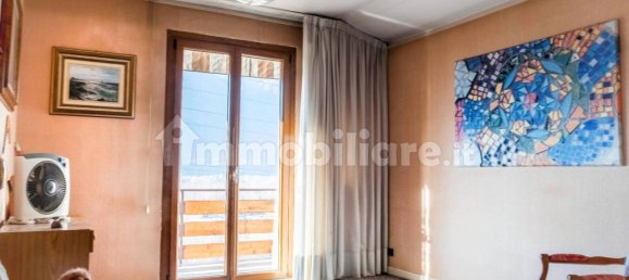 Вилла с 3 спальнями в Домодоссола, Италия № 48268 11