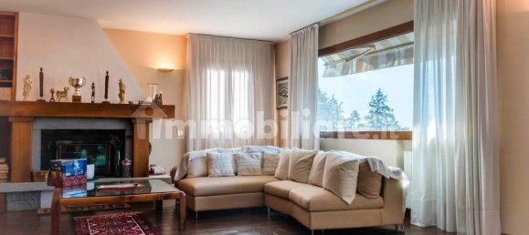 Вилла с 3 спальнями в Домодоссола, Италия № 48268 7