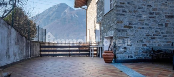 Вилла с 3 спальнями в Домодоссола, Италия № 48268 3