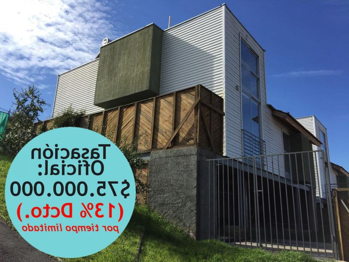 3 bedrooms House in Villa O'Higgins, Chile No. 1815