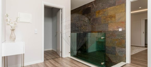 4 Schlafzimmer Villa in Corroios, Portugal, Nr. 169905 24