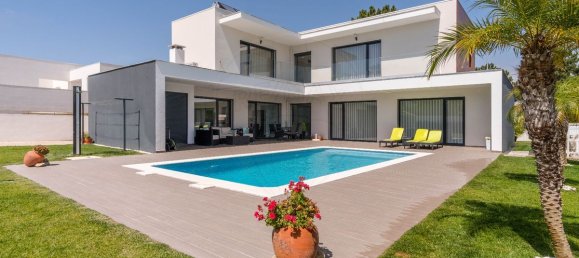 4 Schlafzimmer Villa in Corroios, Portugal, Nr. 169905 3