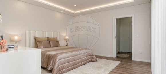 4 Schlafzimmer Villa in Corroios, Portugal, Nr. 169905 16