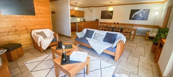 5 bedrooms Apartment in Les Belleville, France No. 463 3