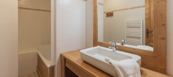 5 bedrooms Apartment in Les Belleville, France No. 463 8