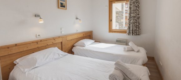 5 bedrooms Apartment in Les Belleville, France No. 463 7