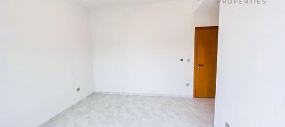 Вилла с 3 спальнями в Dubai Land, ОАЭ № 56295 14