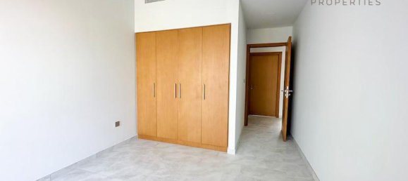 Вилла с 3 спальнями в Dubai Land, ОАЭ № 56295 10