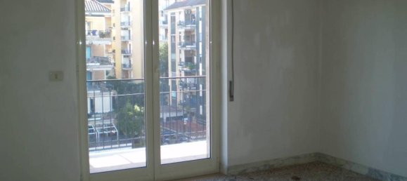 Apartamento de 3 divisões em Portici, Italy N.º 109377 6