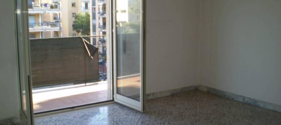 Apartamento de 3 divisões em Portici, Italy N.º 109377 22