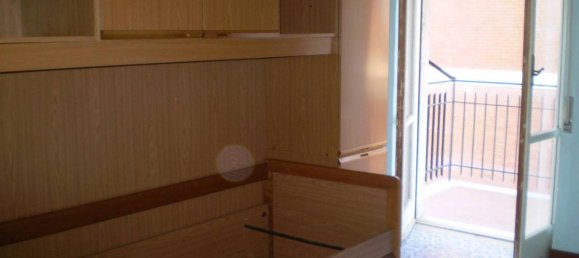 Apartamento de 3 divisões em Portici, Italy N.º 109377 16
