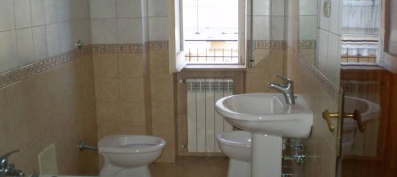 Apartamento de 3 divisões em Portici, Italy N.º 109377 13