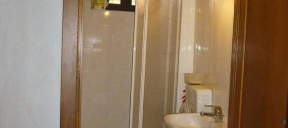 2 rooms Apartment in Carrara, Italy No. 42563 13