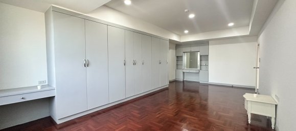 3 bedrooms Condo in Bangkok, Thailand No. 7919 12
